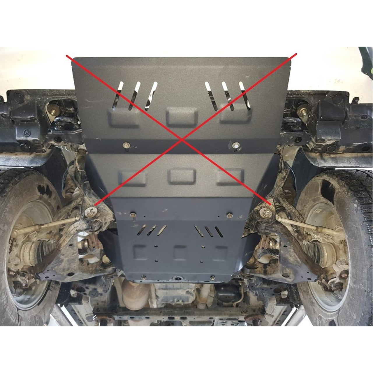 Метална кора под двигател за TOYOTA HILUX VIII от 2015