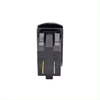 Зарядно за вграждане с USB-C и USB-A изходи с бързо зареждане 12V/24V, VOLT-метър, ON/OFF бутон и водоустойчив капак