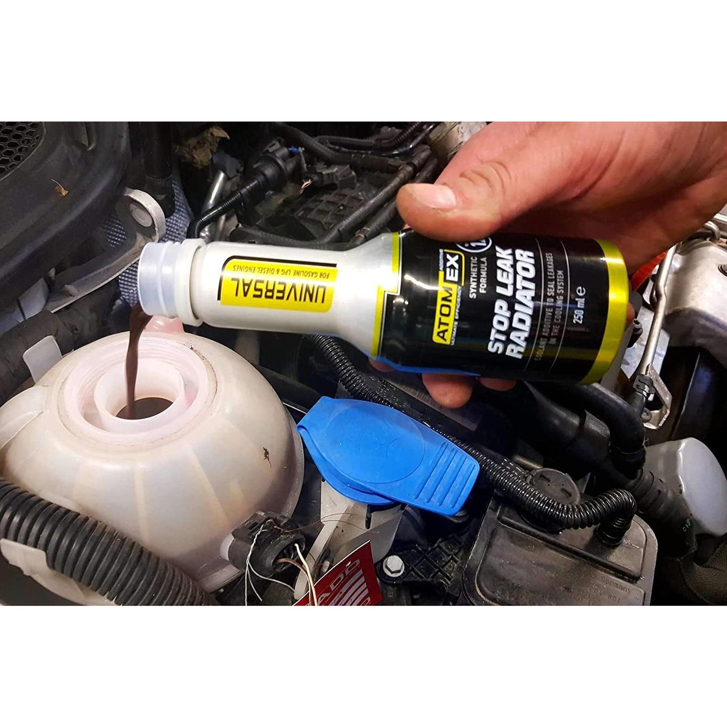 Добавка Xado Atomex Stop Leak за спиране на течове в радиатора 250ml