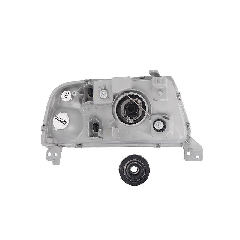 Ляв фар за Suzuki Grand Vitara 1998-2005г TYC