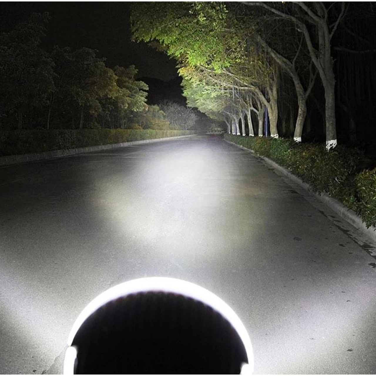 ЛЕД прожектор 9" (225мм) 185W 12V/24V, тип "пита", лъч до 250м