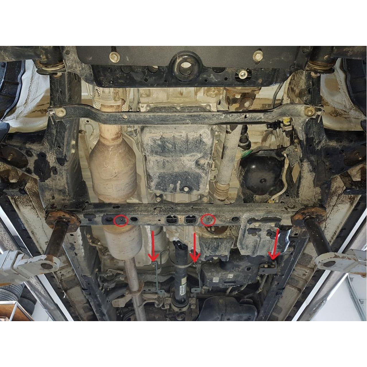 Метална кора под редуктор за TOYOTA HILUX REVO VIII платформа от 2015