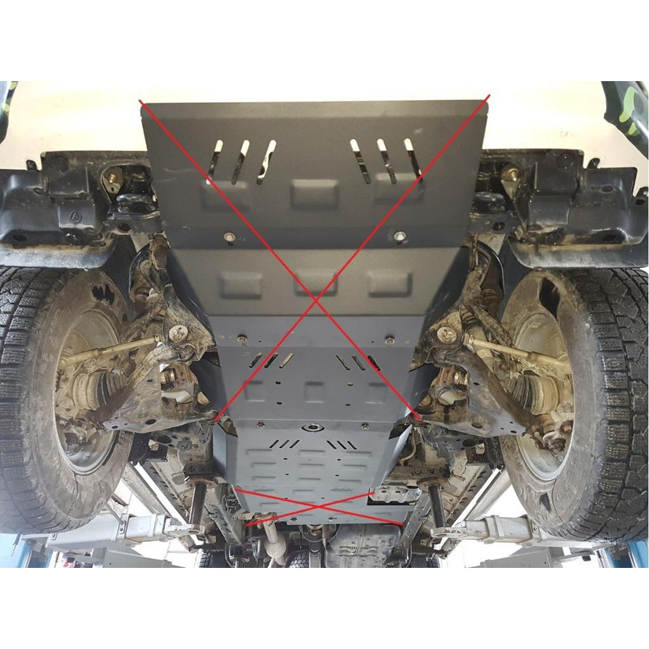 Метална кора под скоростна кутия за TOYOTA HILUX VIII от 2015