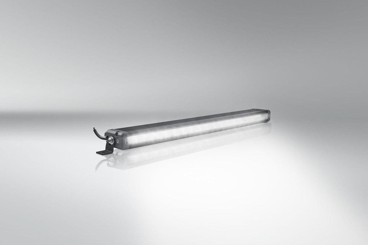 OSRAM ON-ROAD LIGHTBAR VX500-SP Слим LED BAR 54W 526x36x67mm 6000K, 2800LM, 12/24V, IP67, E-mark E4