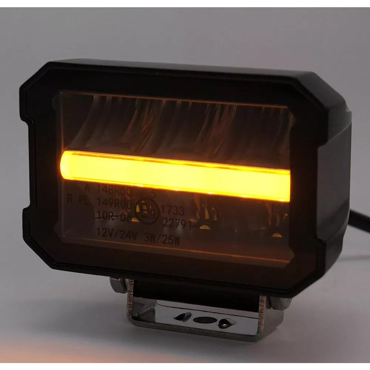 Универсален LED халоген/фар 11см с бяла основна светлина + дневна бял и оранжев цвят 12V/24V E-mark