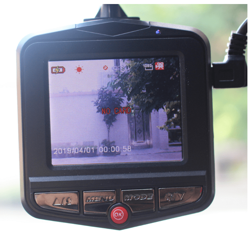 Видеорегистратор за автомобил FULL HD 1080p + подарък 32GB карта с памет